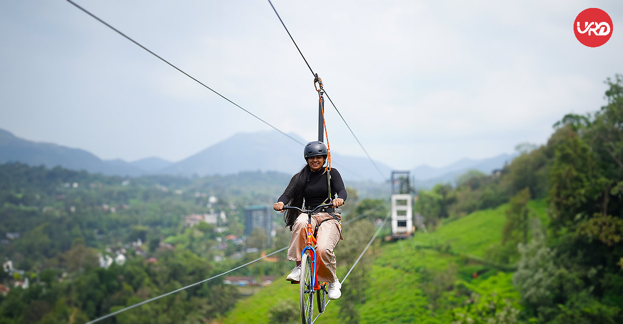 Scenic Delights: Munnar and Thekkady Kerala Tour Package