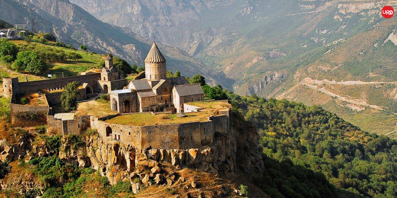 Wonders of Armenia – 6 Days of Culture, Cuisine & Caucasus Beauty