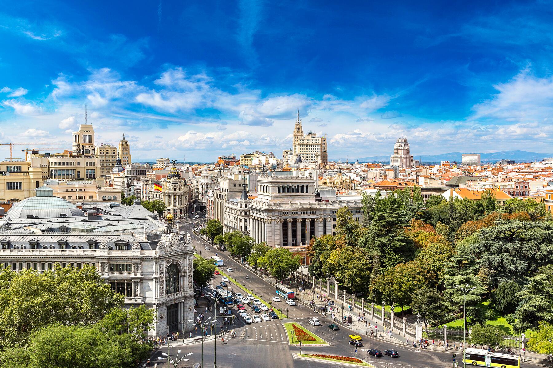 From Cathedrals to Coastlines – 10 Unforgettable Days in Spain Tour Package
